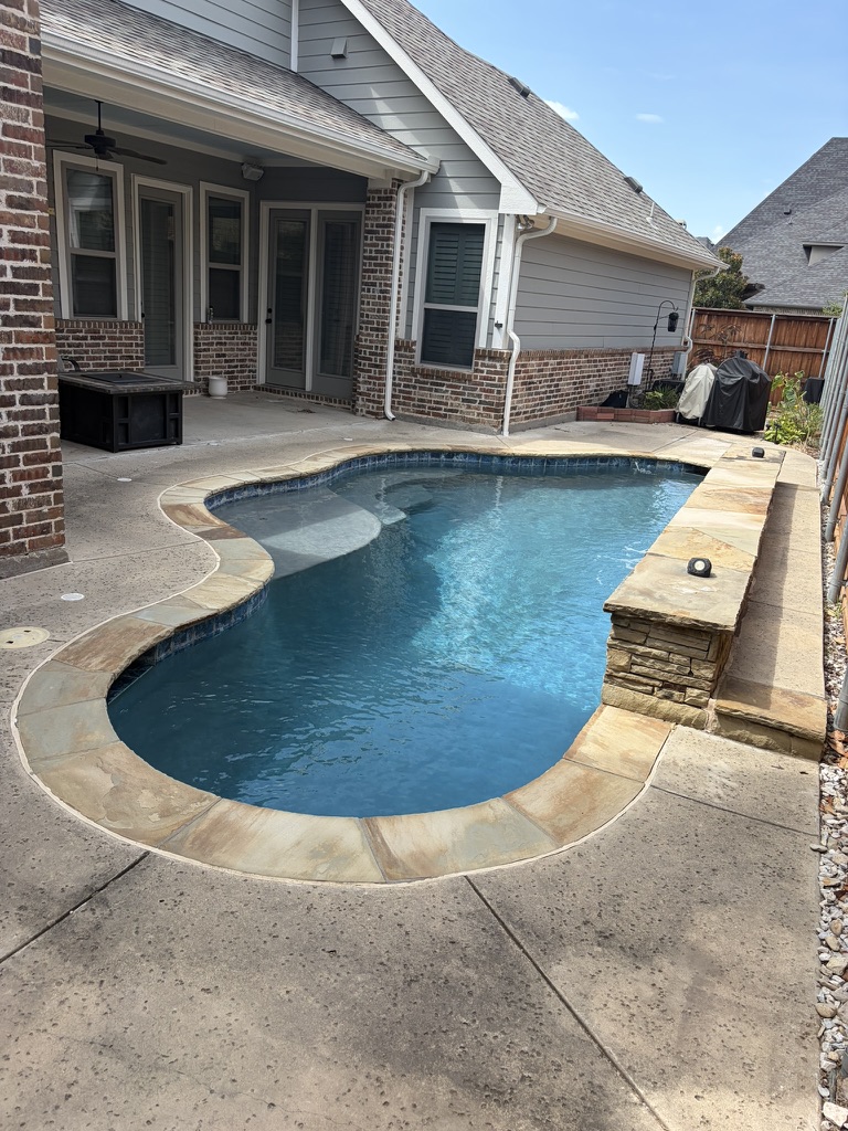 Pool deck cleaned with a controlled method in the Carrollton area